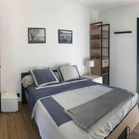 Appartement La Pomme De Pin - T1 Calme Et - Meuble De Tourisme Classe 2 Etoiles *